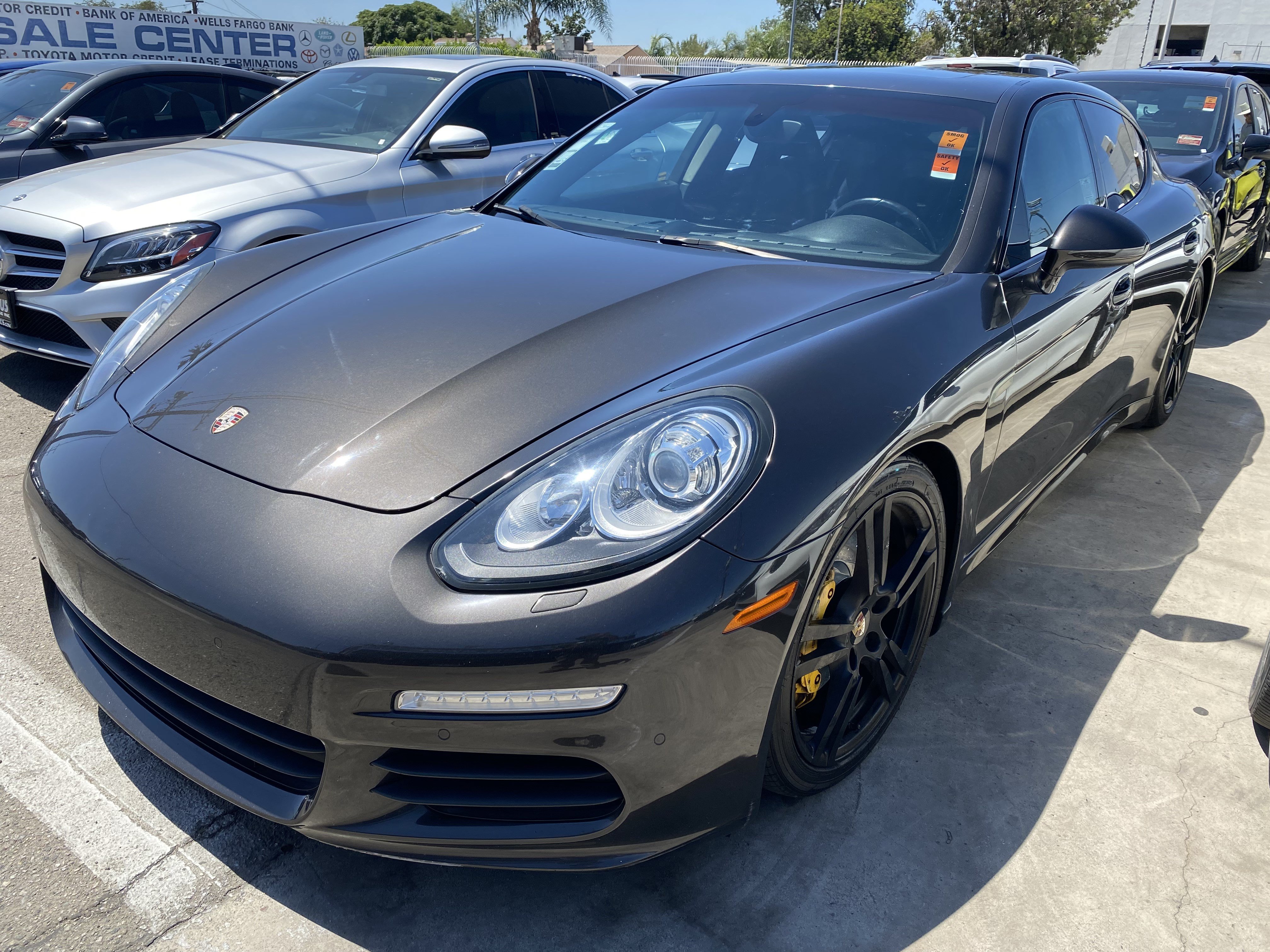 Used 2016 Porsche Panamera Edition RWD image 2