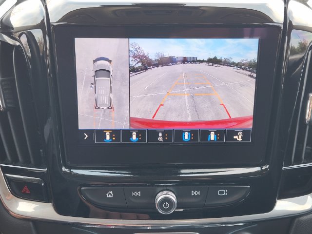 Used 2020 Chevrolet Traverse LT w/ LT Premium Package FWD image 19