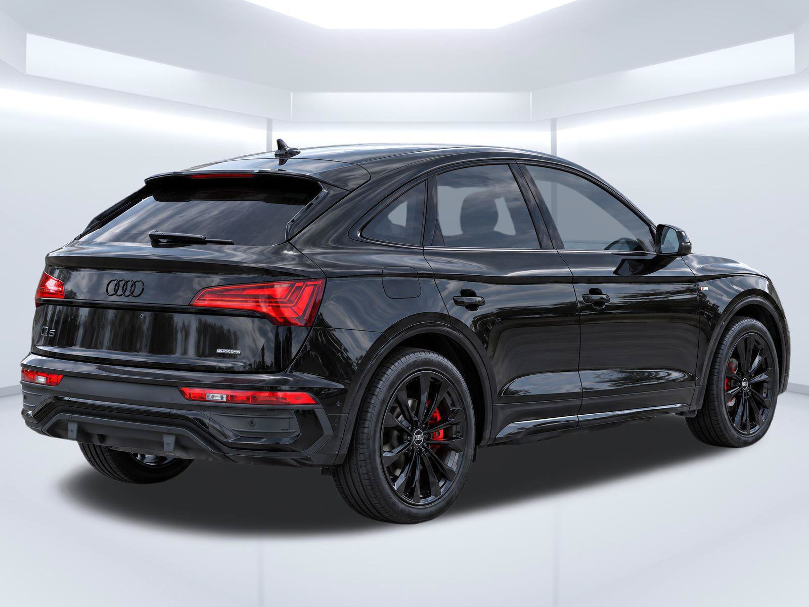 Certified 2023 Audi Q5 2.0T Prestige AWD/4WD image 4