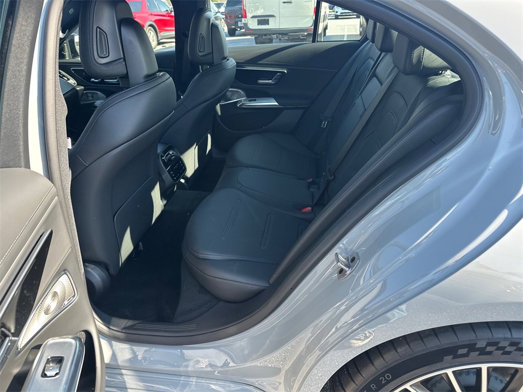 New 2026 Mercedes-Benz E 53 AMG e 4MATIC Sedan image 23