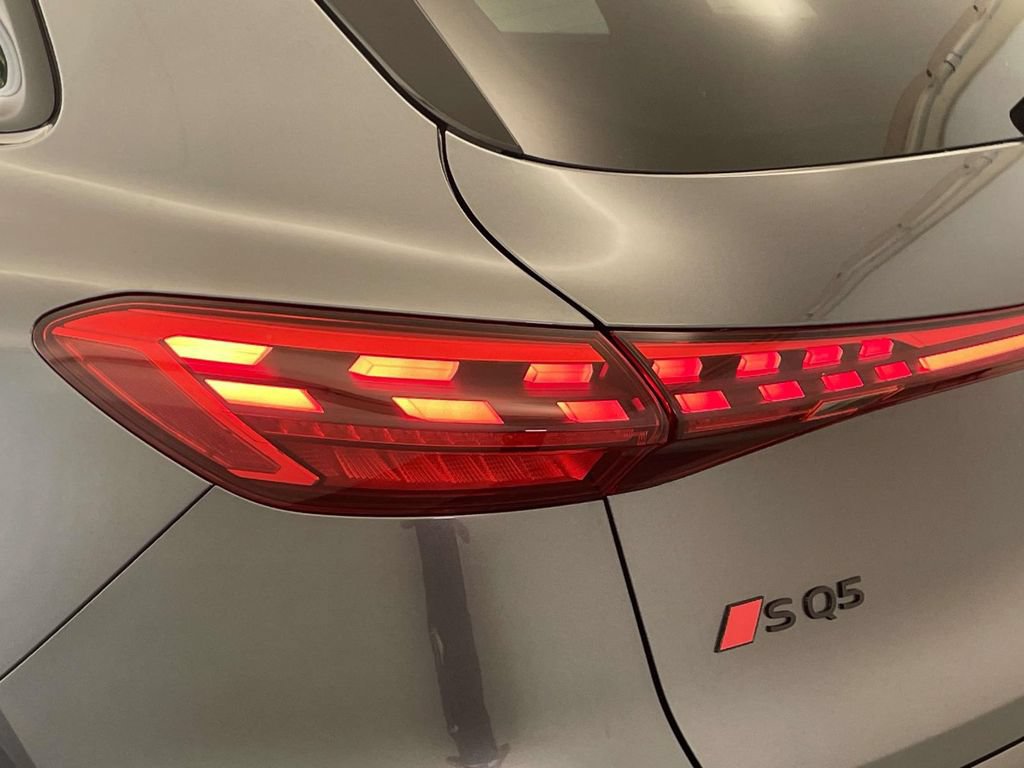 New 2026 Audi SQ5 Premium Plus AWD/4WD image 16