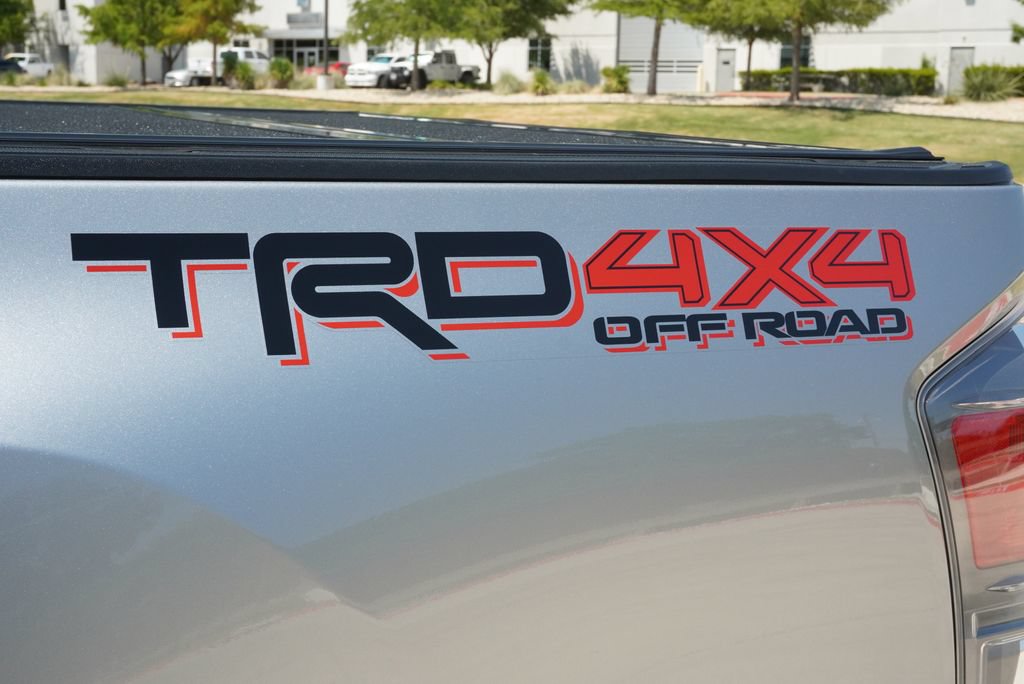 Used 2021 Toyota Tacoma TRD Off-Road w/ Technology Package AWD/4WD image 9