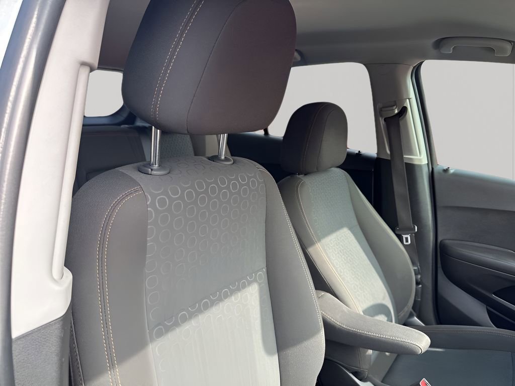 Used 2020 Chevrolet Trax LS w/ Tint and Cruise Package image 14