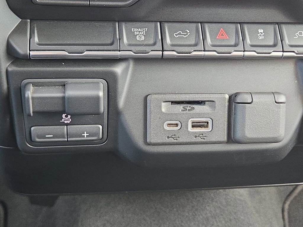 Used 2022 GMC Sierra 3500 SLT w/ Gooseneck/5TH Wheel Package image 29