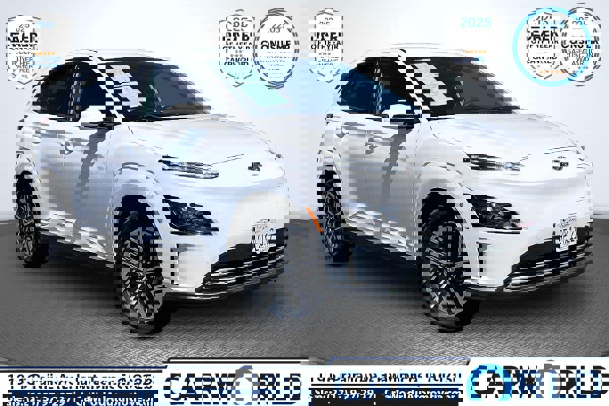 Used 2023 Hyundai Kona SE FWD image 1