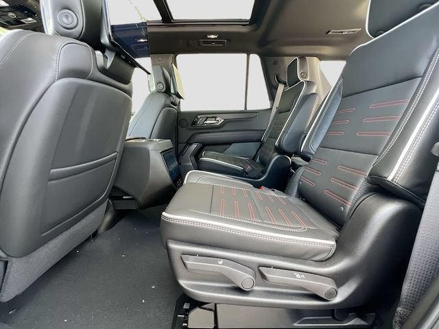 New 2026 GMC Yukon AT4 Ultimate AWD/4WD image 17