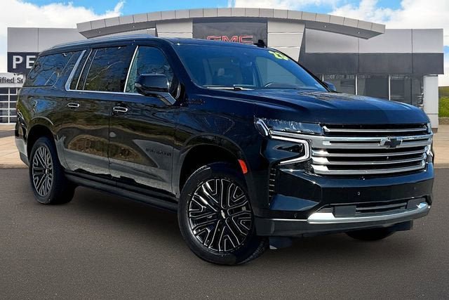Certified 2023 Chevrolet Suburban High Country AWD/4WD image 11