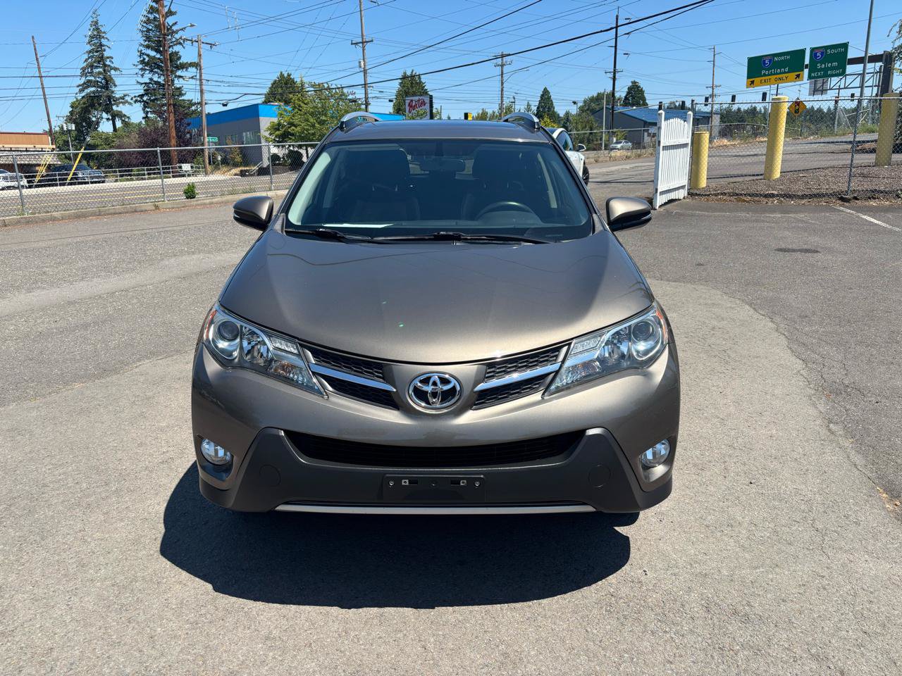 Used 2014 Toyota RAV4 XLE AWD/4WD image 30