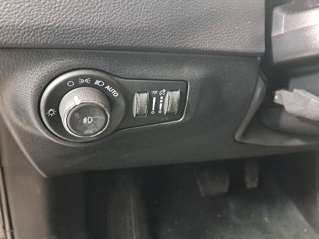 Used 2021 Jeep Compass Limited w/ Sun and Sound Group image 12