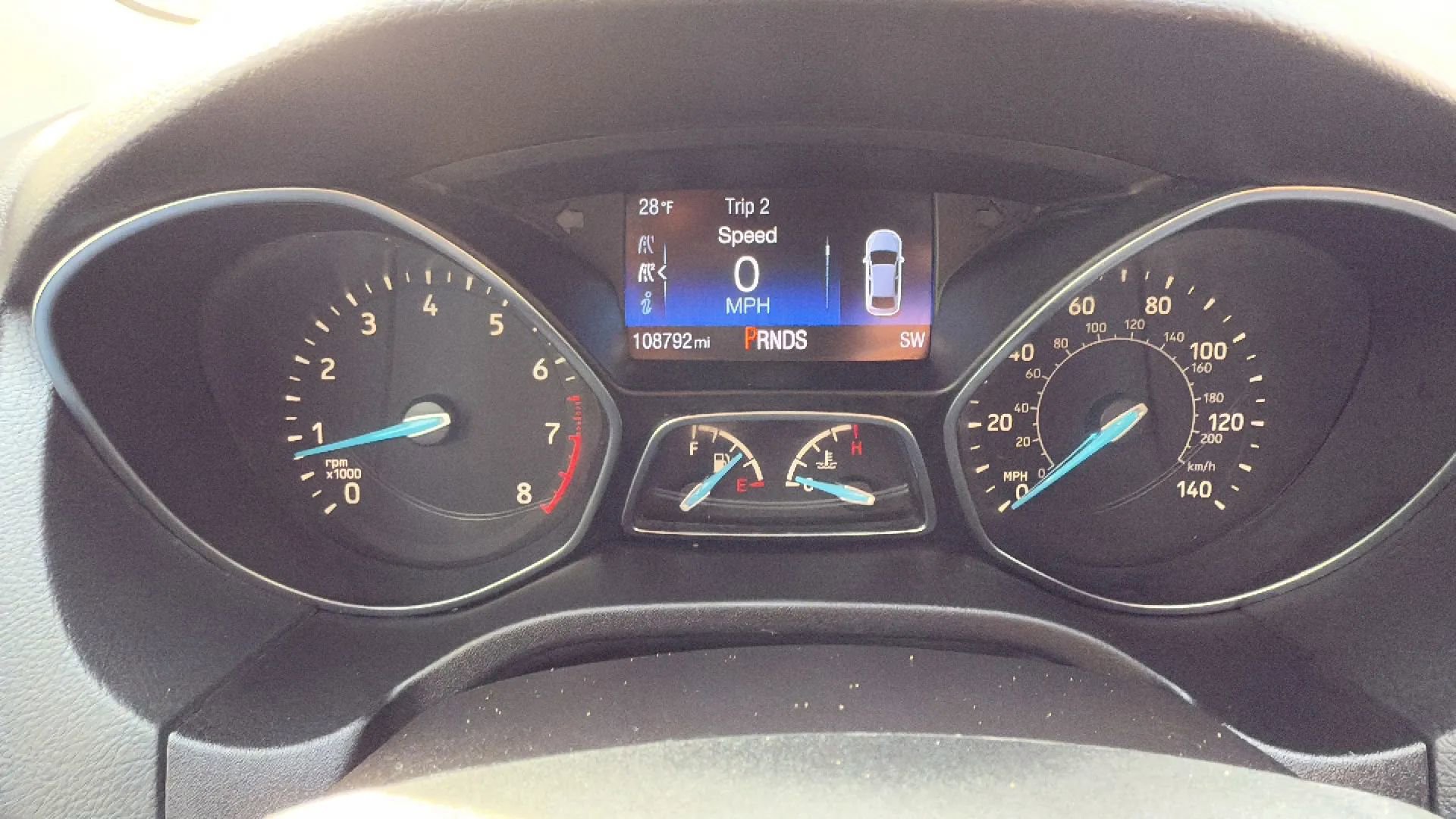 Used 2015 Ford Focus SE w/ SE Sport Package image 16