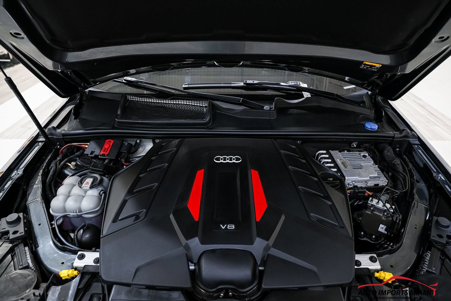 Used 2021 Audi SQ7 Premium Plus w/ Driver Assistance Package AWD/4WD image 33