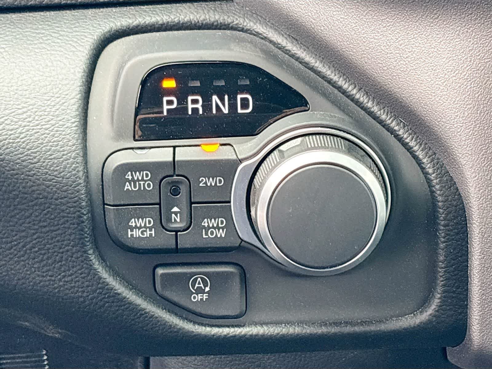 New 2026 RAM 1500 Big Horn AWD/4WD image 16