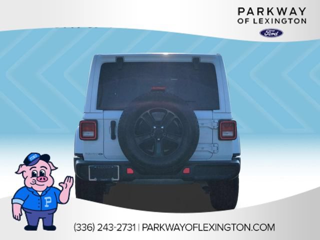 Used 2021 Jeep Wrangler Unlimited Sahara AWD/4WD image 4