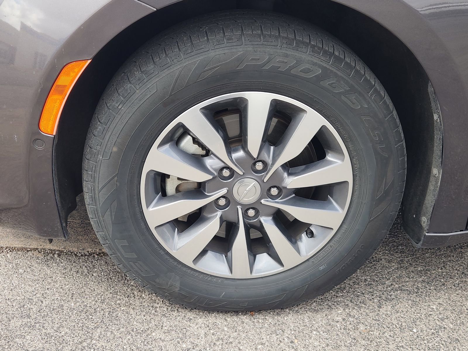 Used 2020 Chrysler Pacifica Touring-L Plus image 13