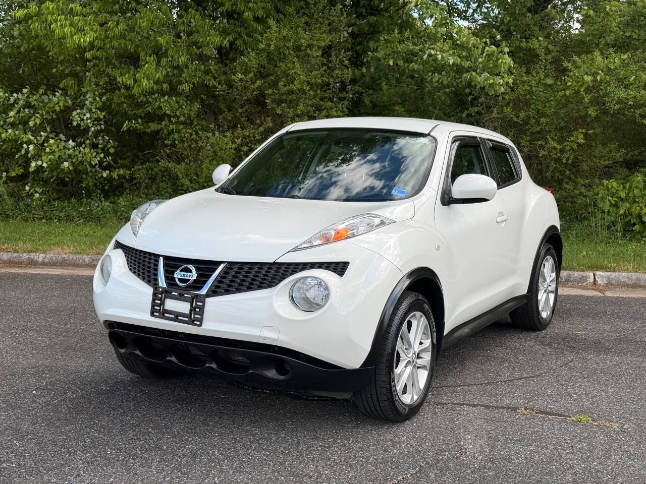Used 2014 Nissan Juke S AWD/4WD image 3