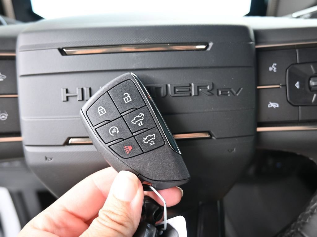 New 2025 GMC Hummer EV 2X AWD/4WD image 36
