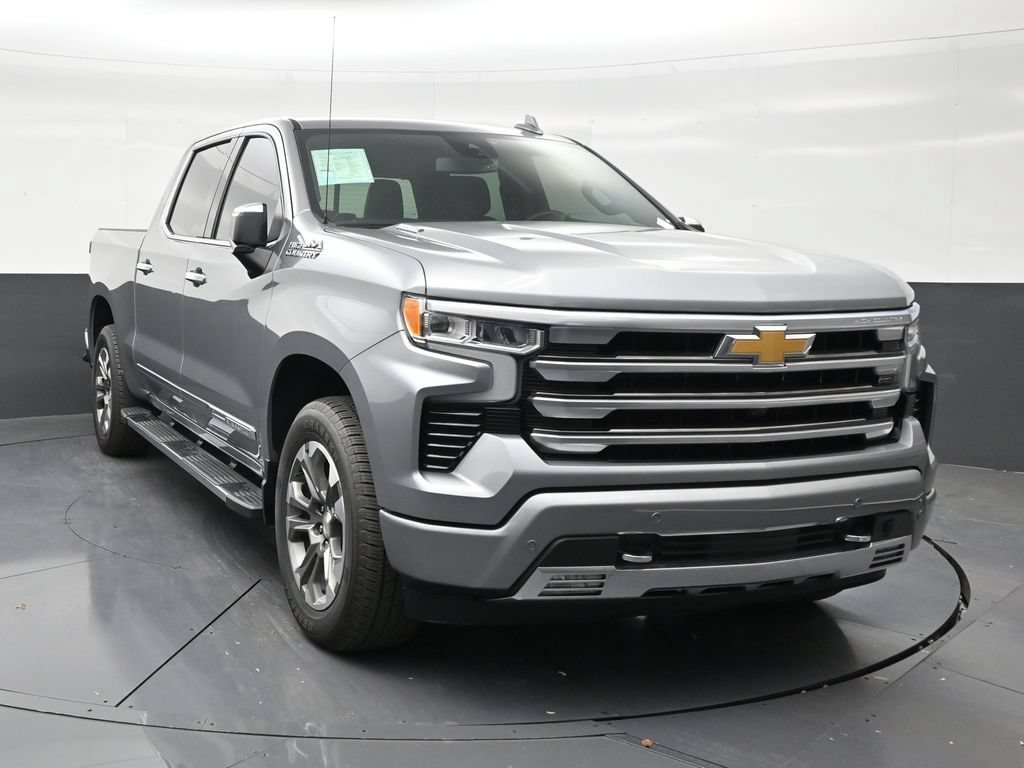 Used 2024 Chevrolet Silverado 1500 High Country RWD image 7