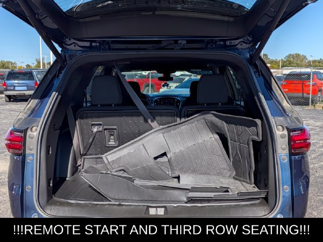 Used 2023 Chevrolet Traverse LT FWD image 22