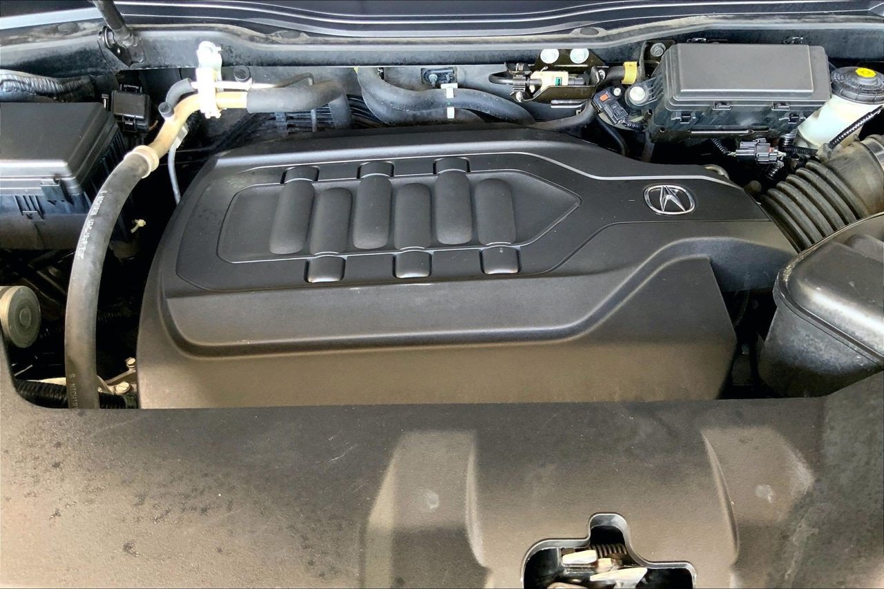 Used 2016 Acura MDX w/ Advance & Entertainment Pkg FWD image 9