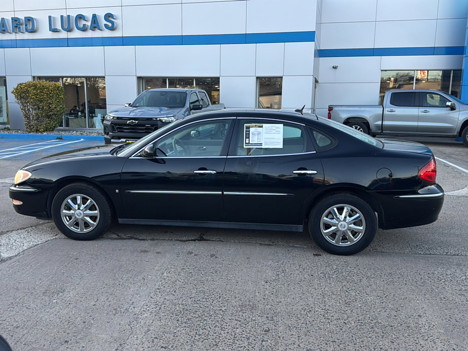 Used 2007 Buick LaCrosse CX w/ Chrome Enhancement Package image 9