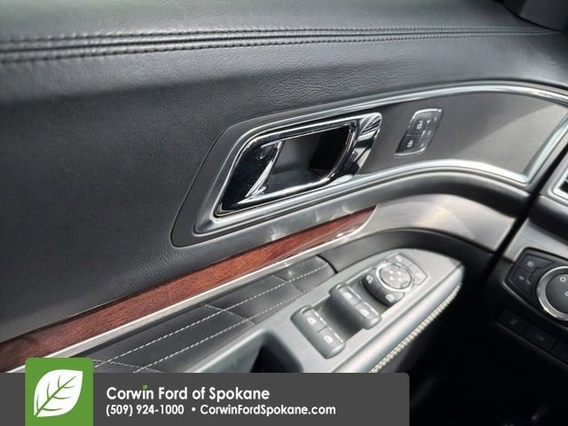 Used 2018 Ford Explorer Platinum AWD/4WD image 13