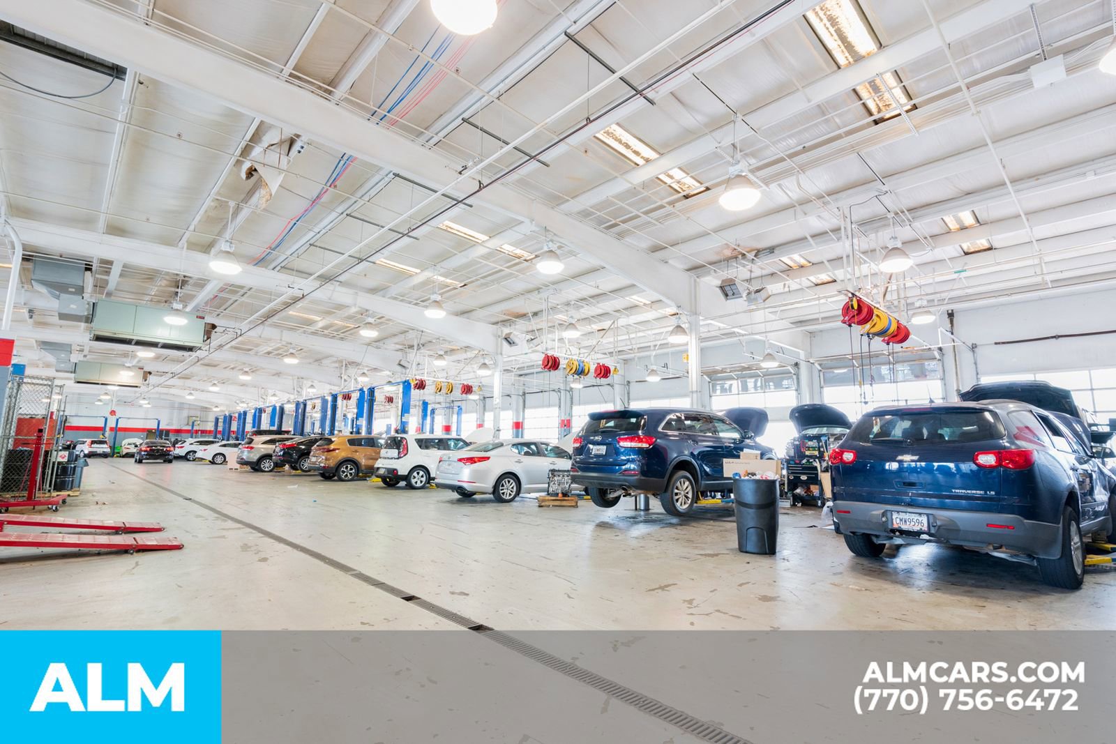 Used 2023 Chrysler Pacifica Touring-L image 83