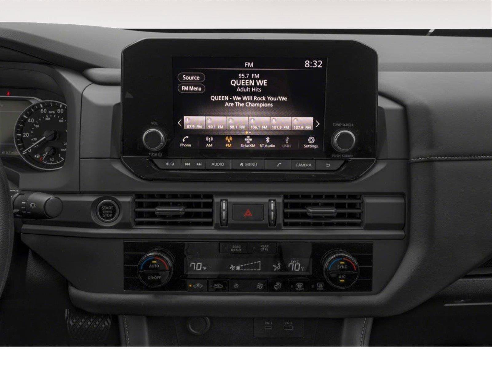 Used 2025 Nissan Pathfinder S FWD image 7