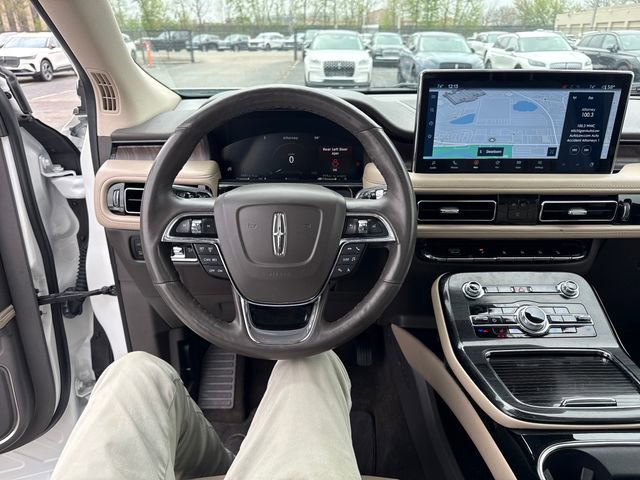 Certified 2023 Lincoln Nautilus Reserve AWD/4WD image 20