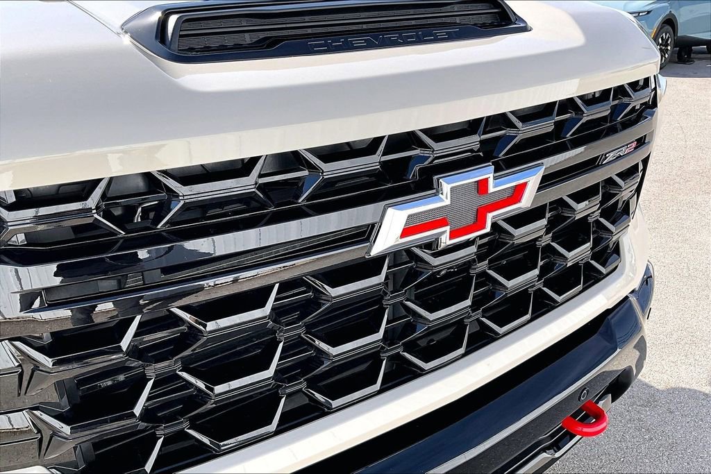 Used 2026 Chevrolet Silverado 2500 ZR2 AWD/4WD image 37