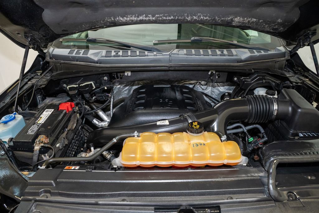 Used 2015 Ford F150 XLT w/ XTR Package image 18