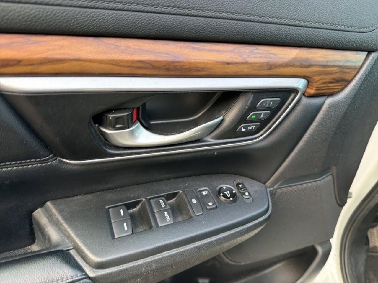 Certified 2017 Honda CR-V Touring image 18