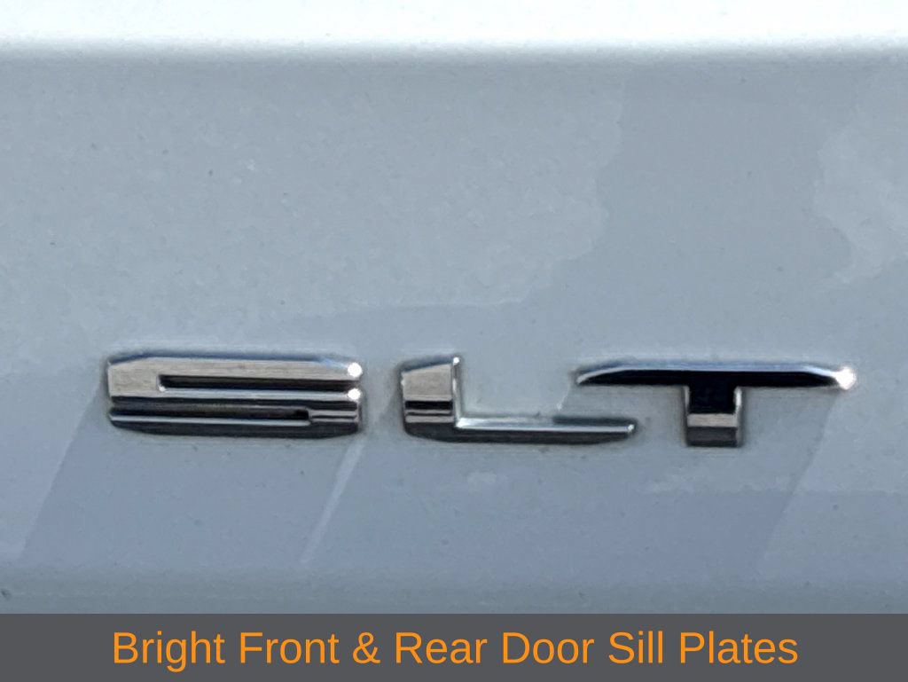 Used 2024 GMC Yukon SLT RWD image 24