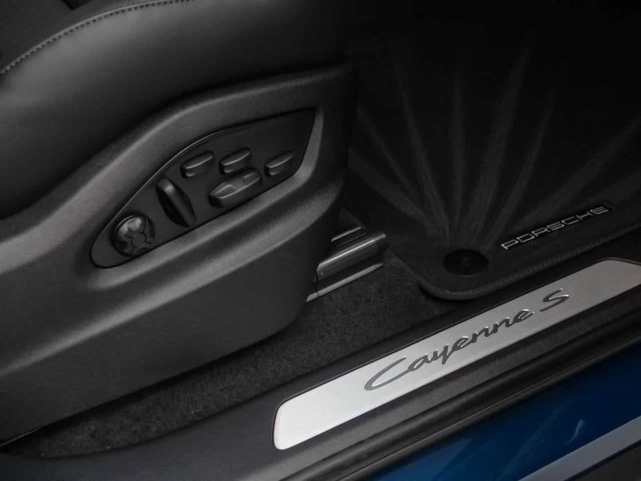 New 2025 Porsche Cayenne S image 80