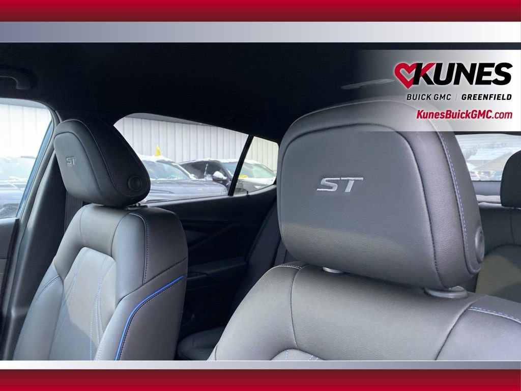 New 2026 Buick Envista Sport Touring w/ Convenience I Package image 15