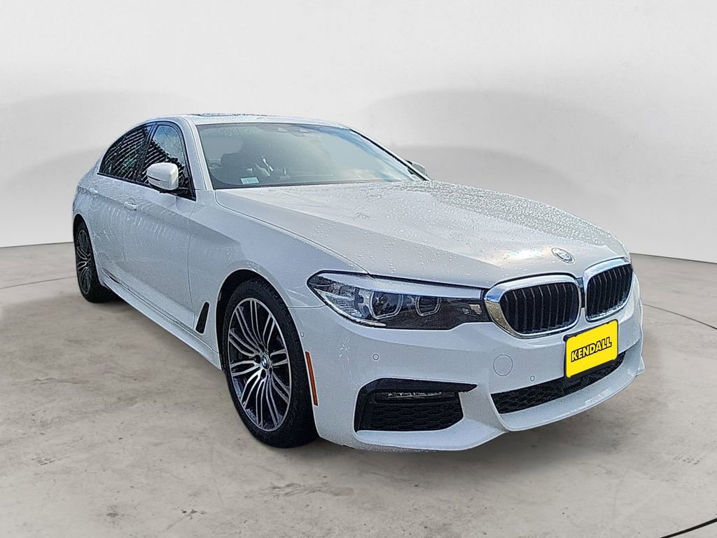 Used 2019 BMW 530i xDrive w/ M Sport Package image 3