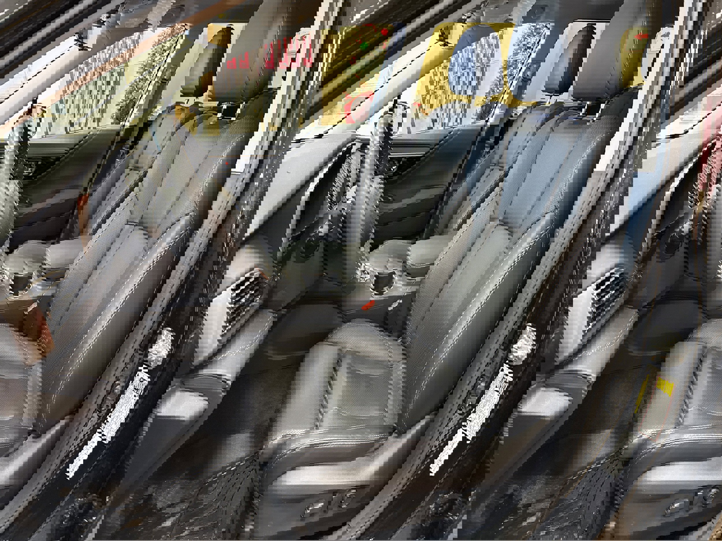 Used 2024 Subaru Outback Touring XT image 5