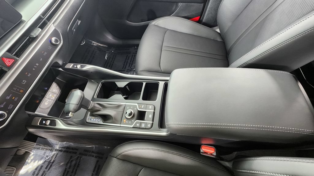 New 2026 Kia Sorento S AWD/4WD image 32