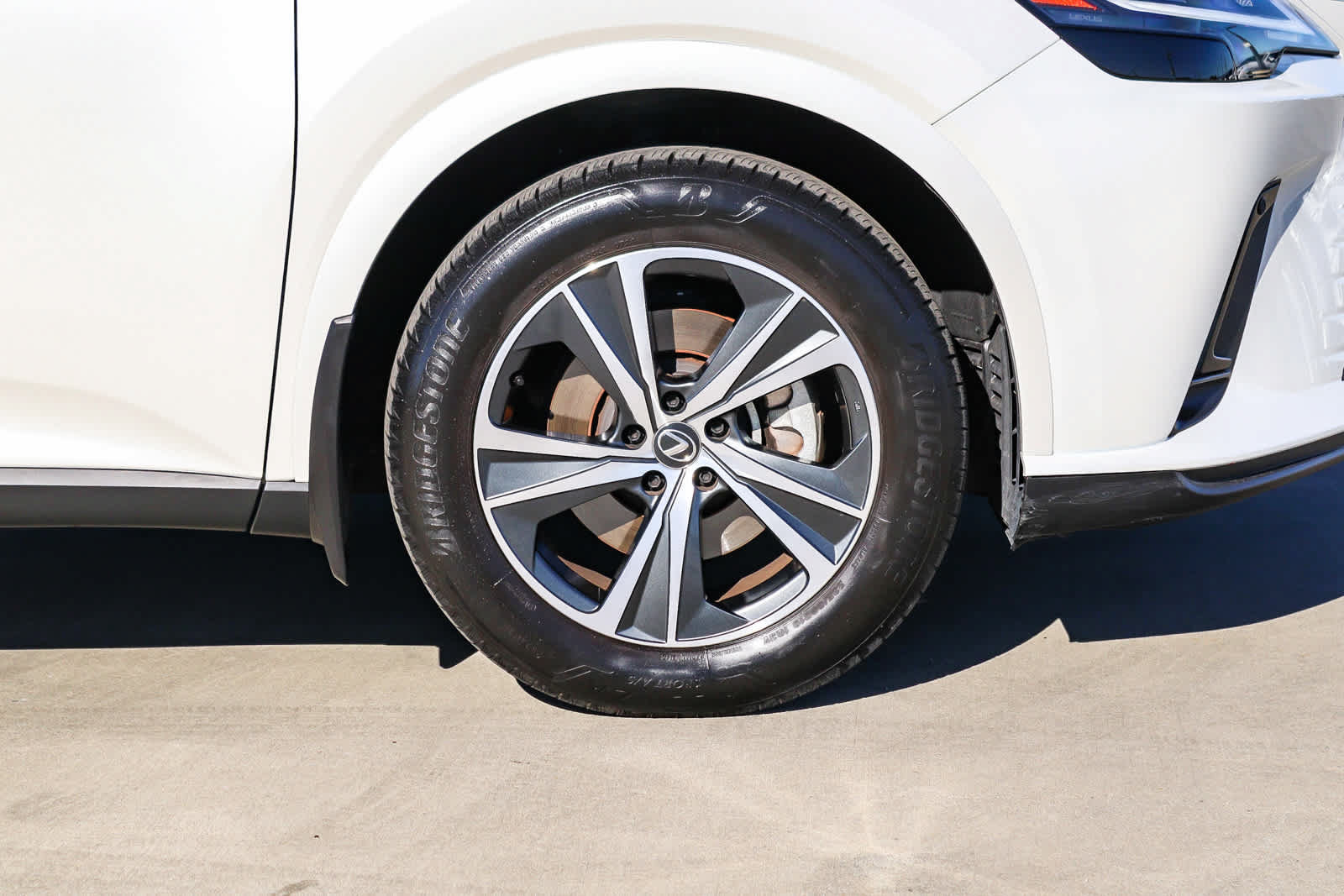 Used 2024 Lexus RX 350 Premium w/ Cold Area Package FWD image 9