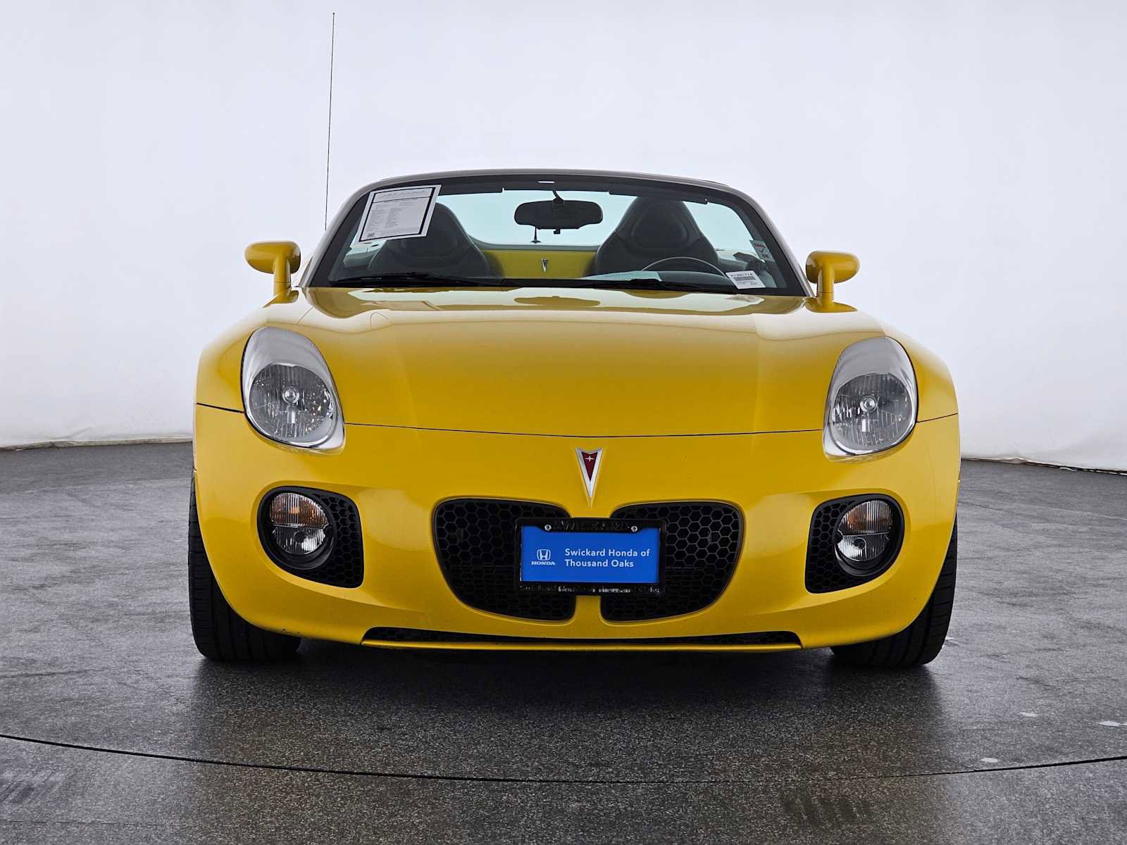 Used 2008 Pontiac Solstice GXP w/ Premium Package image 29