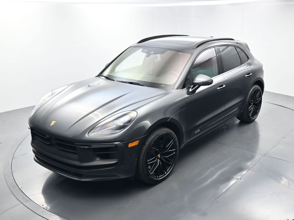 Certified 2025 Porsche Macan GTS image 37