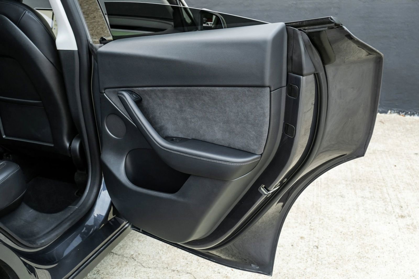 Used 2022 Tesla Model Y Performance AWD/4WD image 47