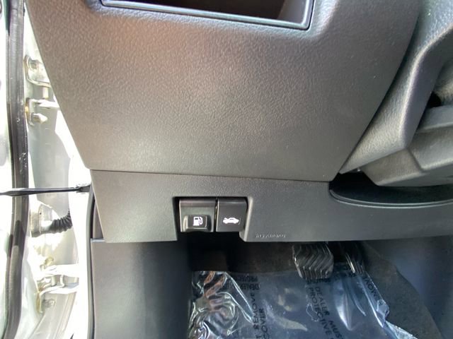 Used 2021 Nissan Versa SV image 18