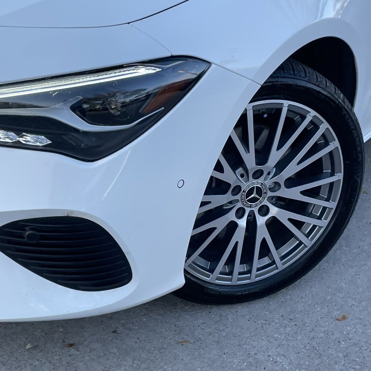 Used 2025 Mercedes-Benz CLA 250 image 8