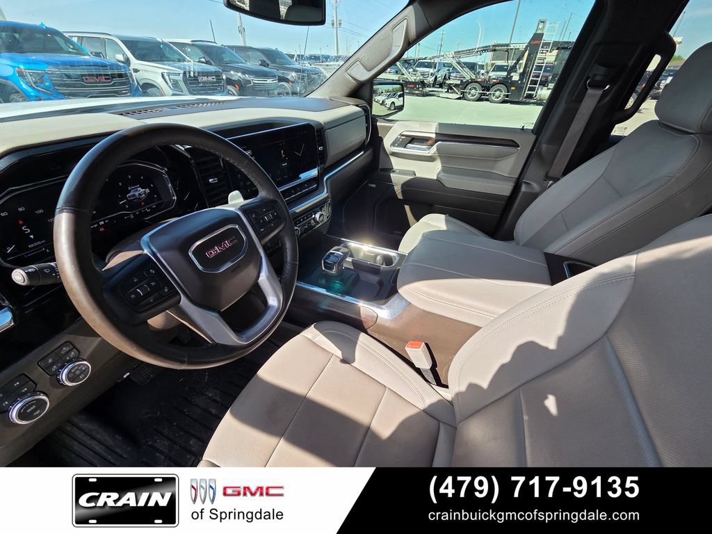 Used 2024 GMC Sierra 1500 SLT w/ SLT Premium Plus Package AWD/4WD image 10
