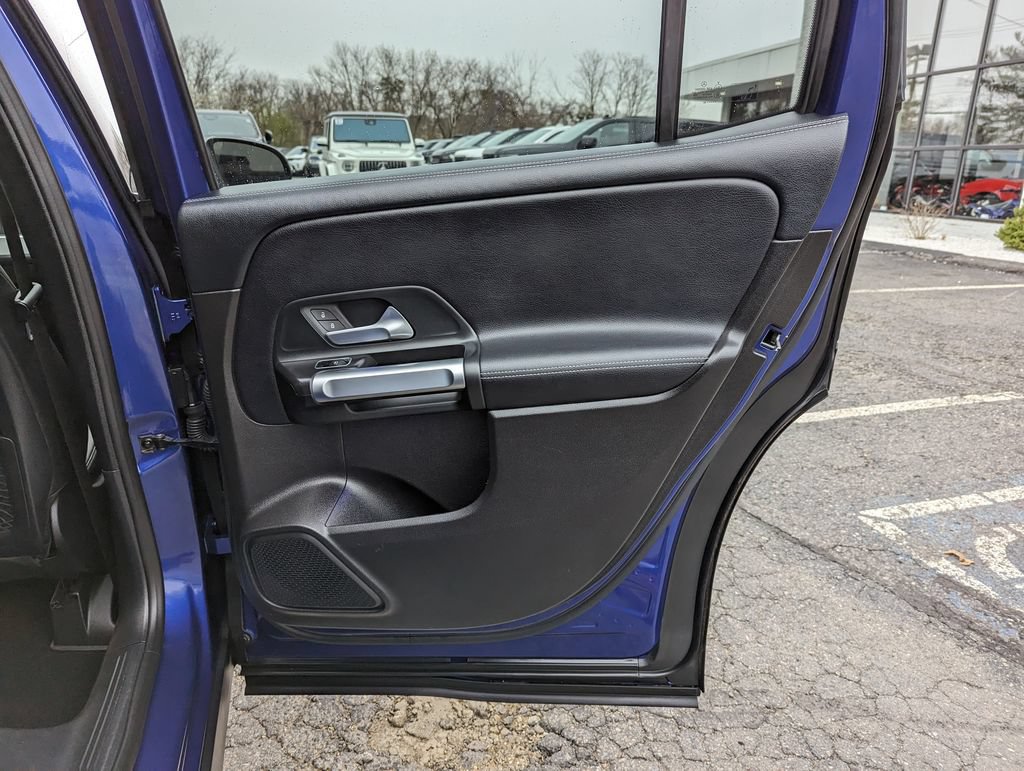 Used 2020 Mercedes-Benz GLB 250 4MATIC image 39