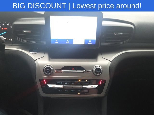Used 2023 Ford Explorer XLT AWD/4WD image 30