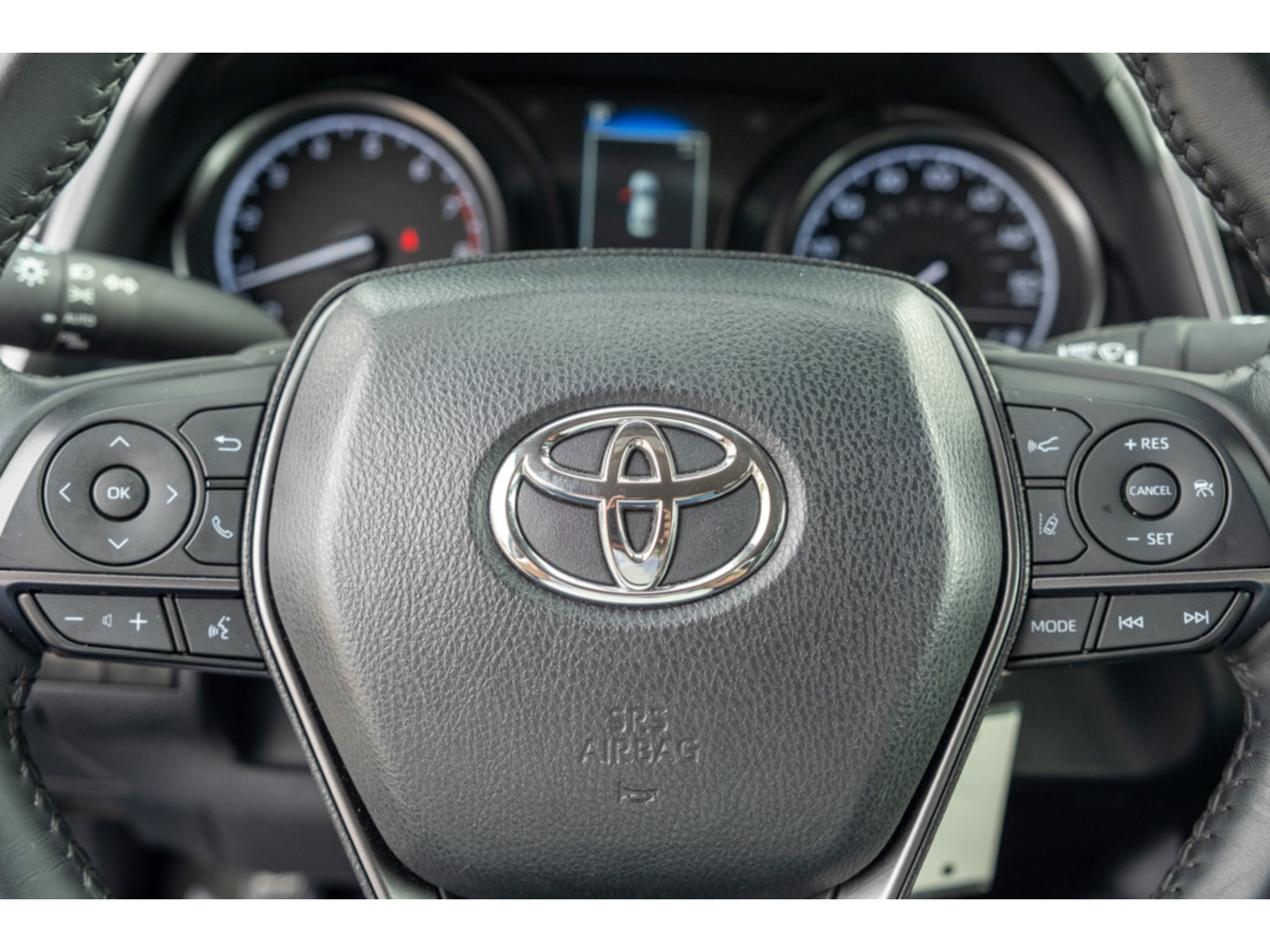 Used 2024 Toyota Camry SE FWD image 17
