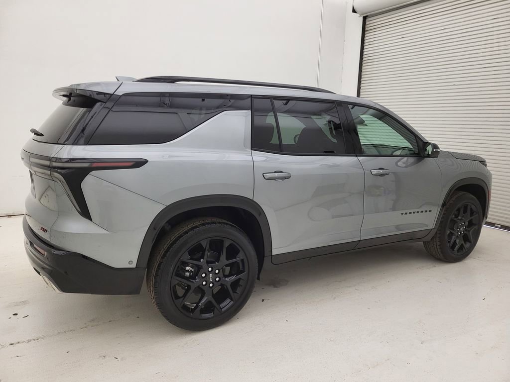 New 2026 Chevrolet Traverse RS w/ LPO, Floor Liner Package image 21