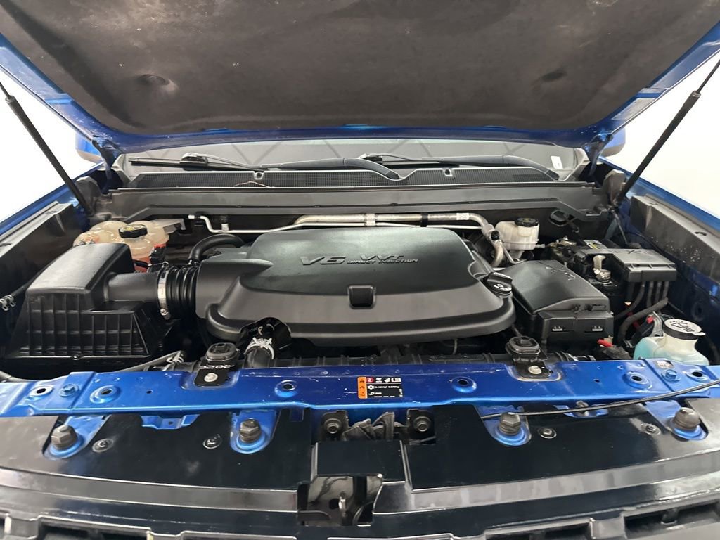 Used 2018 Chevrolet Colorado ZR2 image 24