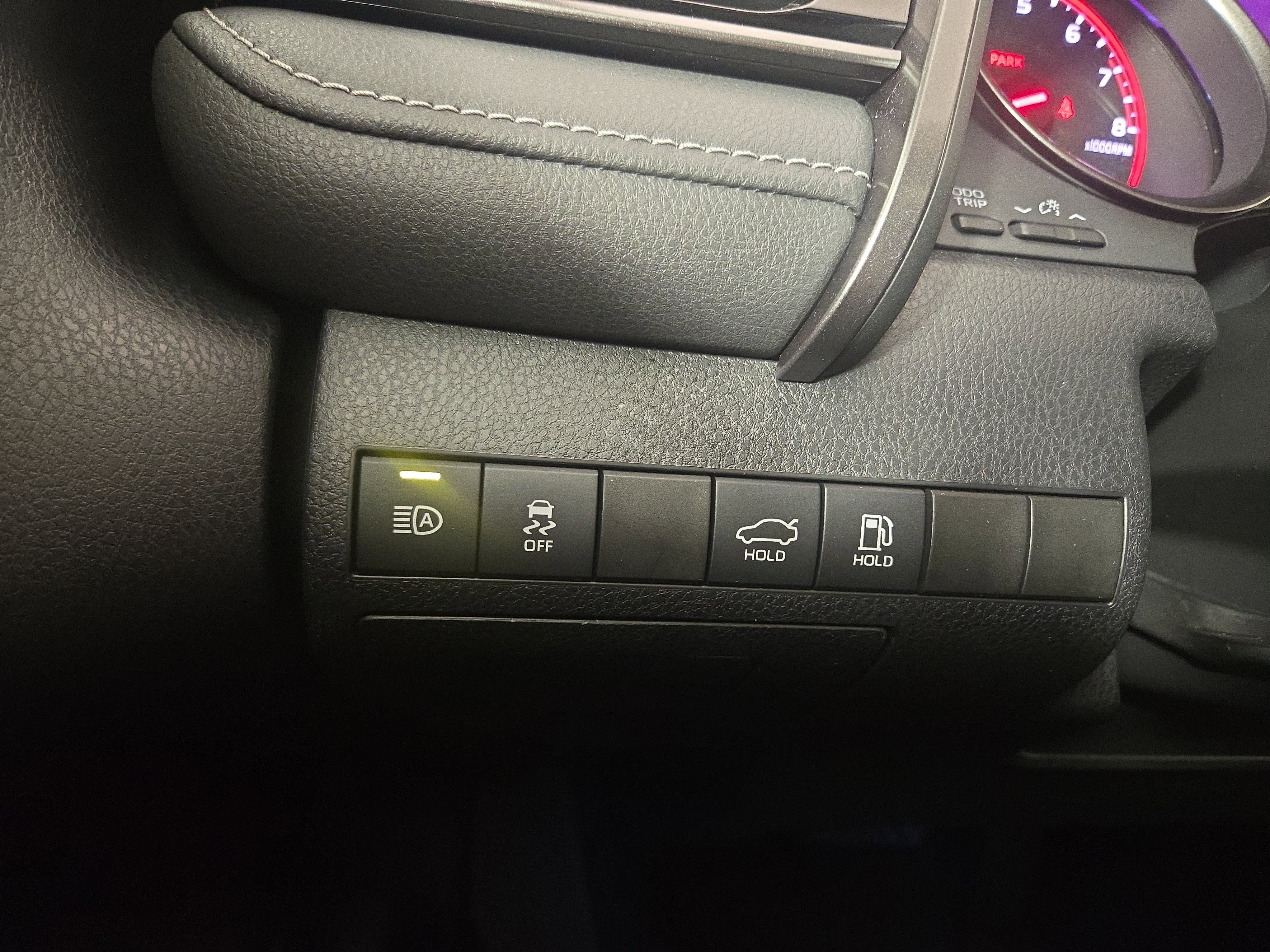 Used 2022 Toyota Camry XSE image 30